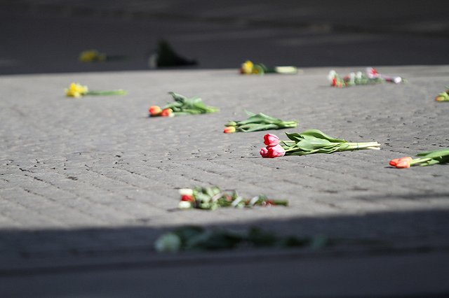 В Среднеуральске простились с погибшими от отравления газом детьми священника