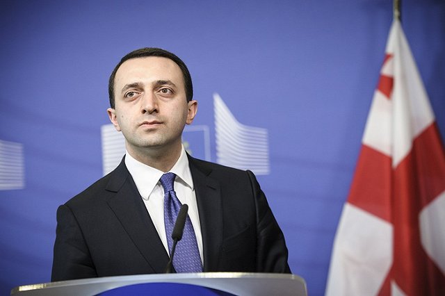 Грузинский премьер попросил прощения из-за убившего человека тигра