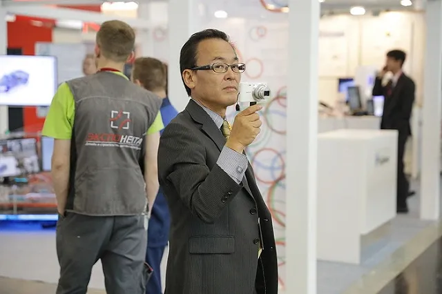 Екатеринбург глазами японцев: пробки, лужи, водка и добрые люди