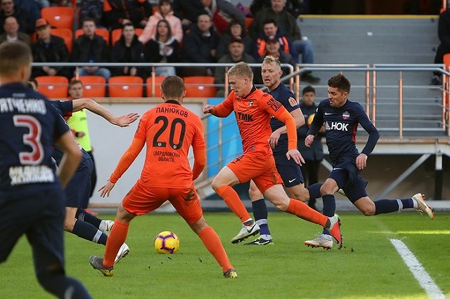 Футбол: «Урал» одержал волевую победу над «Енисеем»