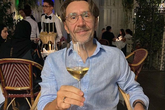 Шнуров написал стихотворение в поддержу Навального и захотел перечислить деньги в ФБК