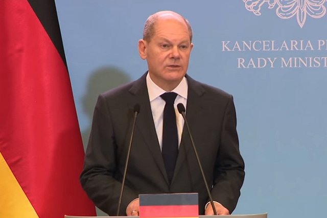 СМИ: журналистам DW запретили сопровождать Шольца во время визита в Москву