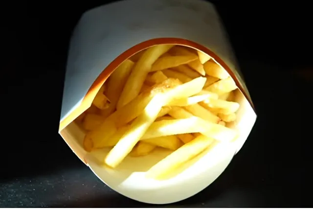 Во «Вкусно и точка» в Екатеринбурге произошла драка из-за картошки