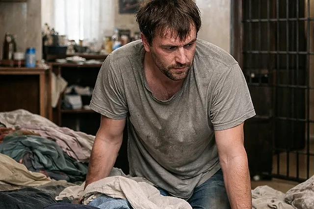 Свердловчанин зарылся в кучу белья от уголовной ответственности