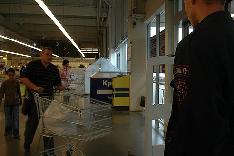 Уральские ритейлеры теряют миллионы на кражах