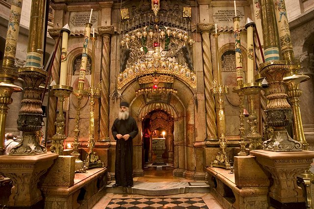 В храме Гроба Господня впервые за 200 лет отреставрируют кувуклию