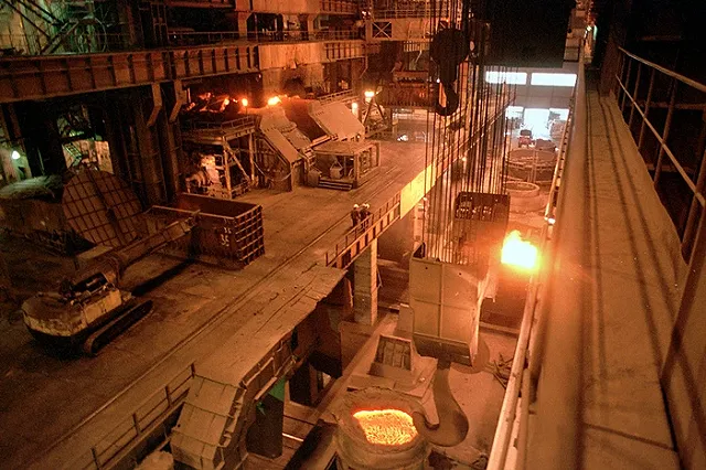 Мастер участка, кравший лигатуру бочками, пошел под суд в Краснотурьинске