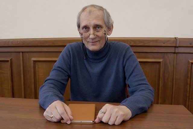 Ушел из жизни екатеринбургский поэт Аркадий Застырец