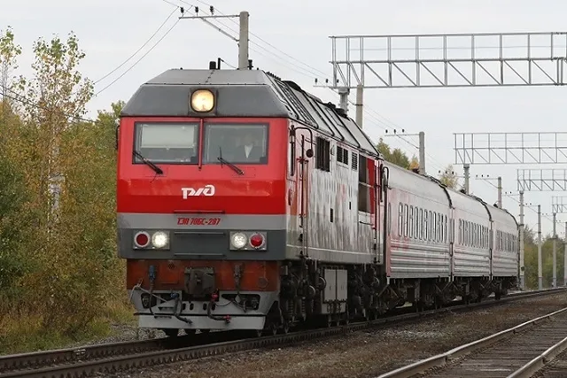 Дополнительные «летние» электрички начнут курсировать на СвЖД с 17 апреля