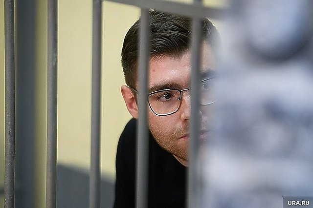 Суд закрыл заседание по делу редактора «URA.RU» Дениса Аллаярова