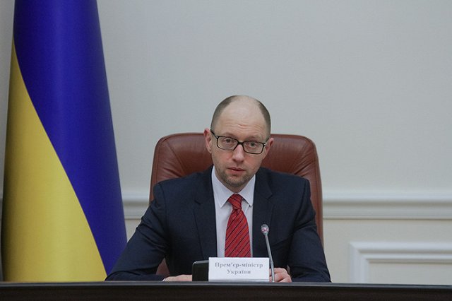 Яценюк пожаловался ЕС на «незаконный» контракт «Газпрома» со Словакией