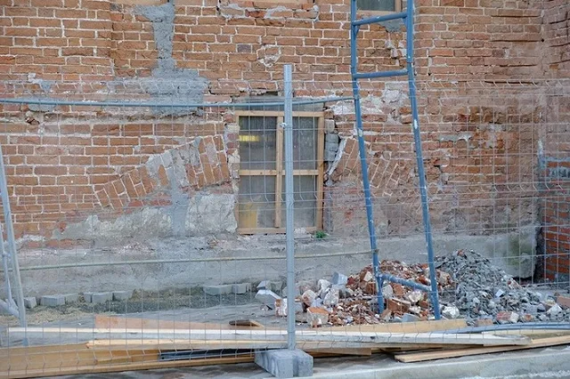 Рабочих придавило чугунной плитой при демонтаже цеха в Нижнем Тагиле