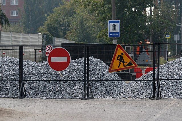 В Екатеринбурге улицу на Уралмаше закрывают до следующего года