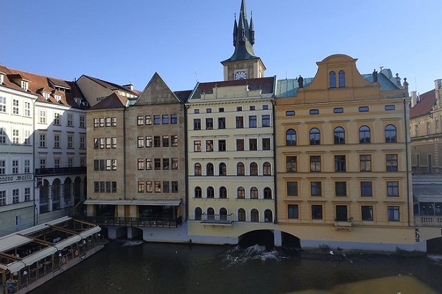 В парламенте Чехии поддержали запрет на въезд россиян в ЕС