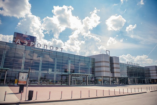 Мобильный оператор рассказал, что делают в телефоне пассажиры «Кольцово» в ожидании вылета