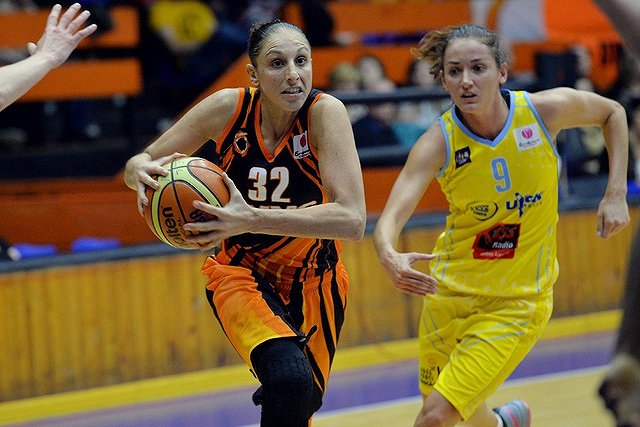 УГМК создал  прецедент в женском баскетболе НБА