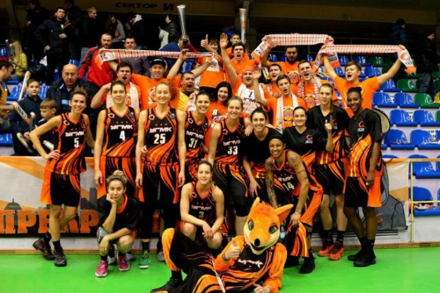 «Лисицы» УГМК разгромили оренбургскую «Надежду»