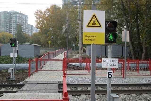 Двое детей погибли за сутки под колесами электричек под Москвой