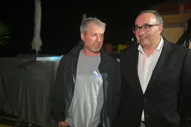 The Sun узнала об отказе Абрамовича от инвестиционной визы в Британию