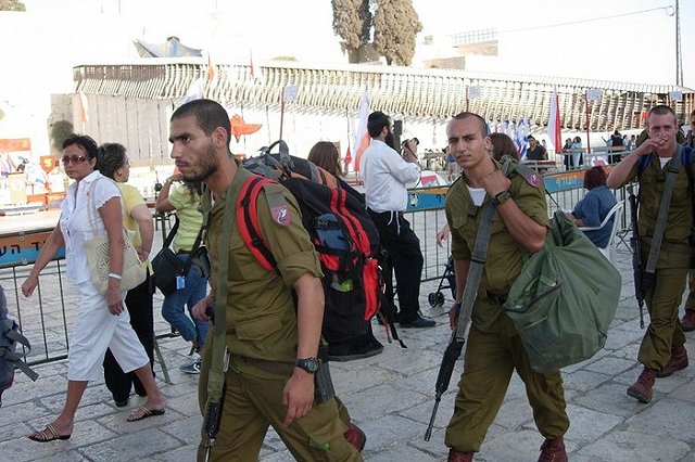 В Израиле заявили о подготовке планов наземной операции в секторе Газа