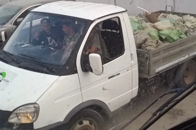 ЕМУП «Спецавтобаза» объявила вознаграждение за видео с «серыми» перевозчиками мусора