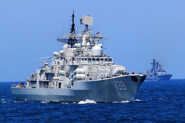 Из приграничных вод России выгнали американскую подлодку