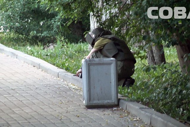 В Екатеринбурге из-за угрозы взрыва эвакуировали многоэтажный жилой дом