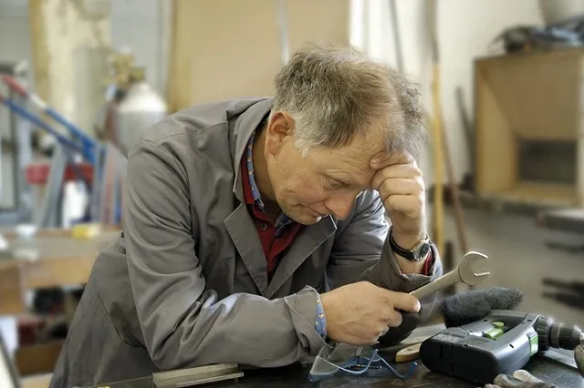 Депрессия срывает планы работников Свердловской области