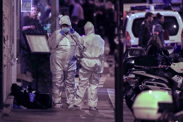 Напавший с ножом на парижан был выходцем из Чечни