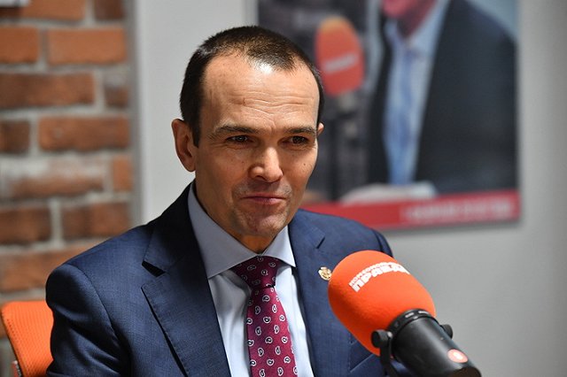 Глава Чувашии заставил пожарных прыгать перед ним ради ключей