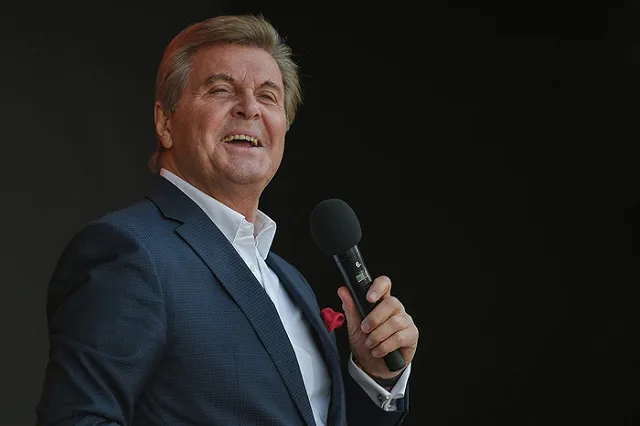 Лев Лещенко и его жена госпитализированы с подозрением на коронавирус