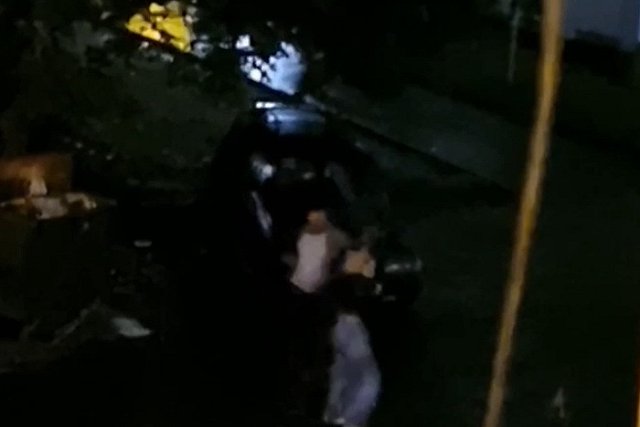 «Много крови»: на Сортировке мужчина напал на женщину