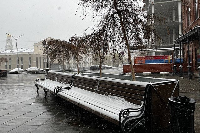 Екатеринбург завалило снегом! Когда это закончится?