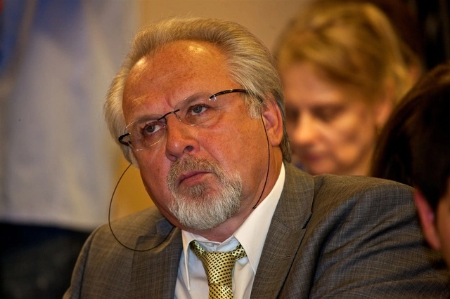 В Союзе журналистов Москвы посоветовали Плющеву уволиться