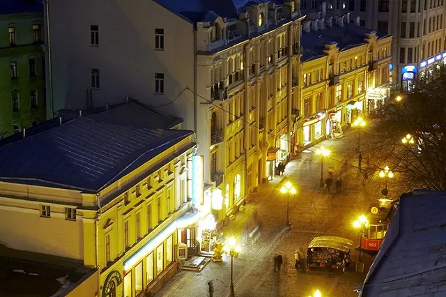 Арбат окончательно зачистили от музыкантов и художников