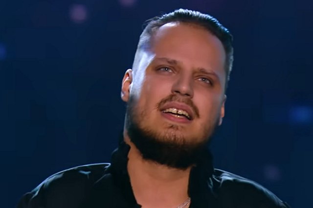 «Могилки не будет». В Москве простятся с погибшим в «Крокусе» инвалидом-колясочником