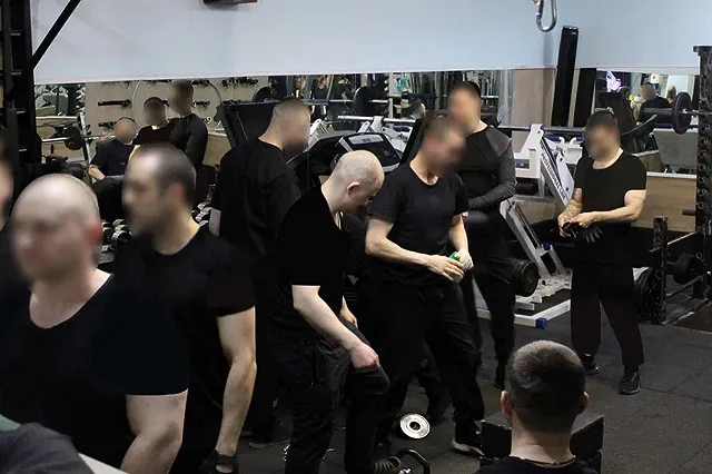 «Тренирует силу и выносливость». Турнир по стритлифтингу прошел в ИК-10 Екатеринбурга