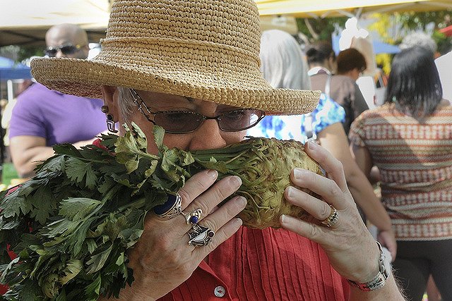 Потеря обоняния в пожилом возрасте может быть предвестником скорого ухода