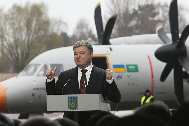 «Было, грешен, признаю…» Порошенко подтвердил контакты с ФСБ