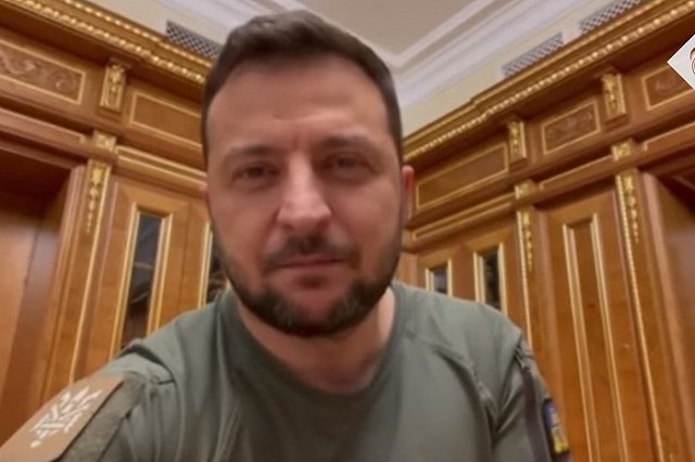 Зеленский сравнил получение Украиной статуса кандидата в ЕС с помолвкой