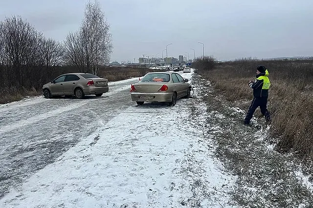 Четырехлетний ребенок пострадал в ДТП между двумя легковушками в Екатеринбурге