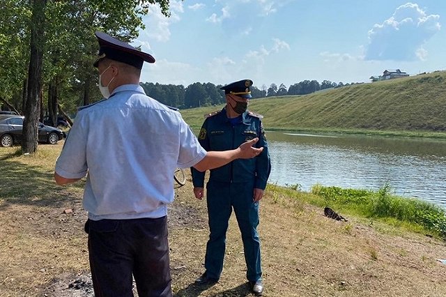 В Свердловской области пропал школьник, который ушел купаться на реку и не вернулся домой