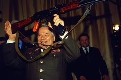 Михаила Калашникова похоронят 26 декабря