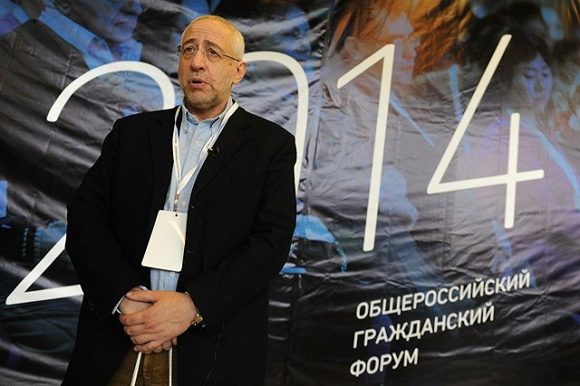 Сванидзе назвал мракобесием нападки на тверк