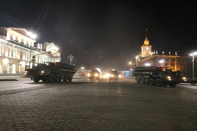 Тренировки расчетов ракетных комплексов «Тополь» и «Ярс» проходят на Урале