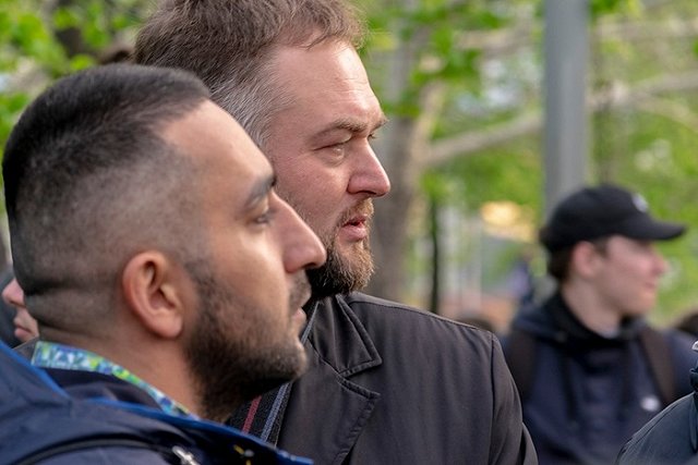 Помощник Волкова: всех, кроме Ивана, вчера отпустили, он до сих пор в полиции