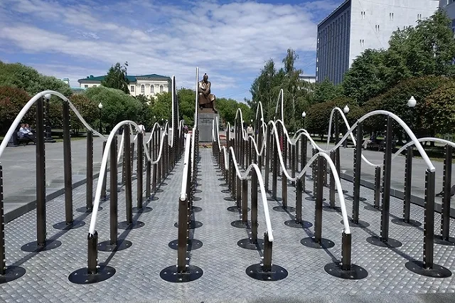 Общественник и депутат поспорили о том, нужно ли заменять фонтан в сквере Попова