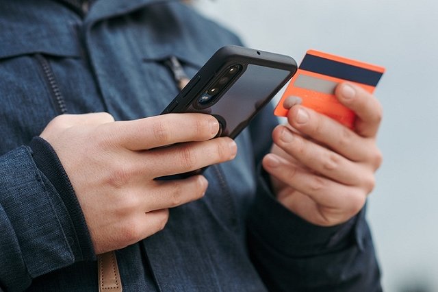 Мошенник BlaBlaCar обманул девушку, ехавшую из Екатеринбурга