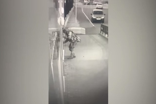 Напавший на отдел полиции под Воронежем мог скрыться на территории ДНР