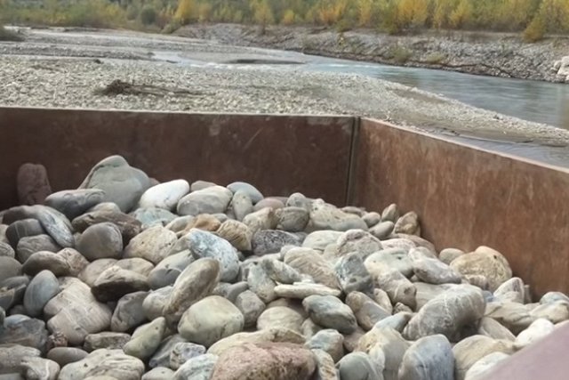 «Это камен, а не золото». Продавец наладил продажу через «Вайлдберриз» «лечебных» булыжников